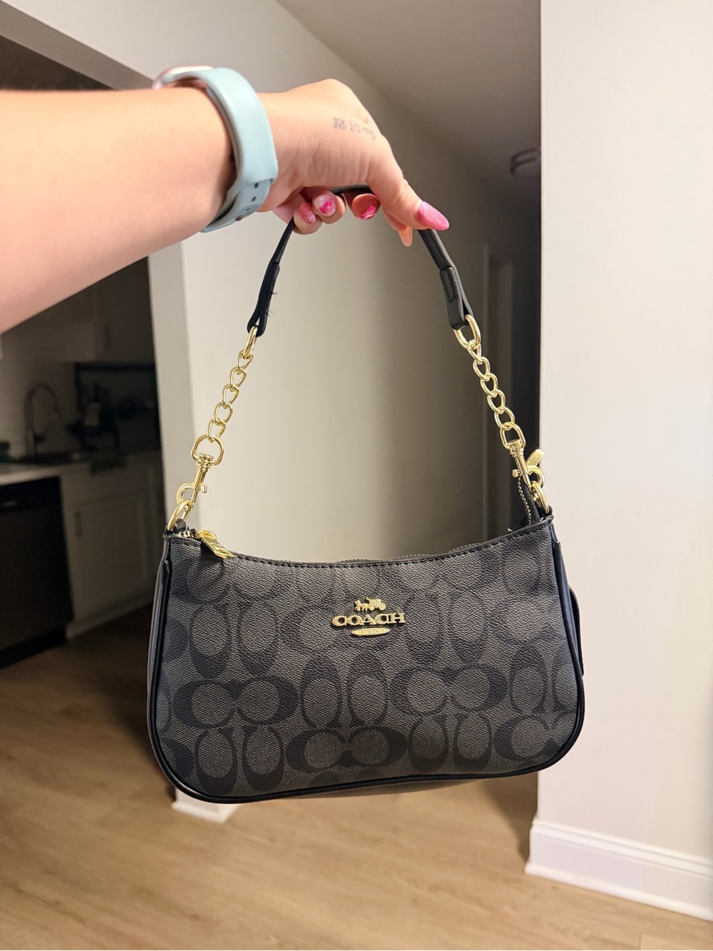 Coach Black Signature Chain-Handle Shoulder Bag with Gold Hardware